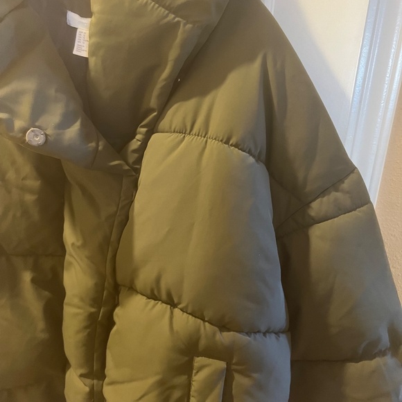 H&M Puffer Jacket - Picture 4 of 5